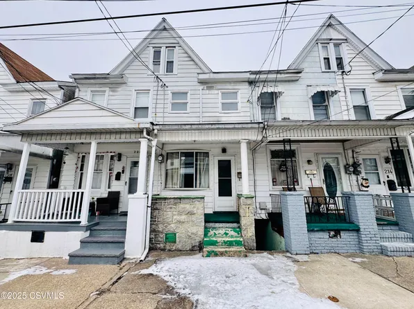 210 W Saylor St, Mount Carmel, PA 17851