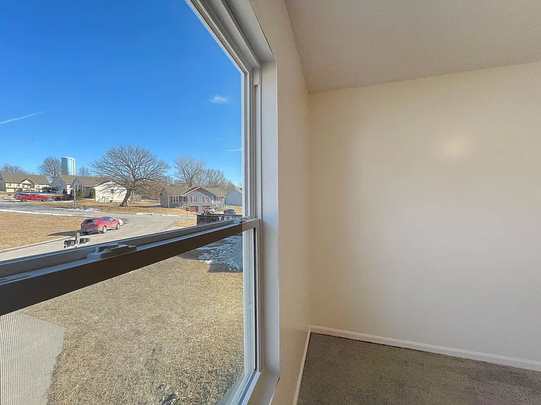 1415 La Chateau Dr — Photo 16