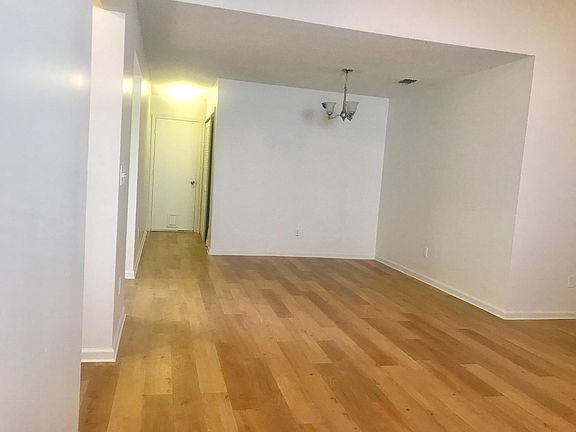 3rd image of 3935 English Colony Dr N
