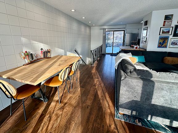 2nd image of 3333 Lakeshore Dr Unit 11