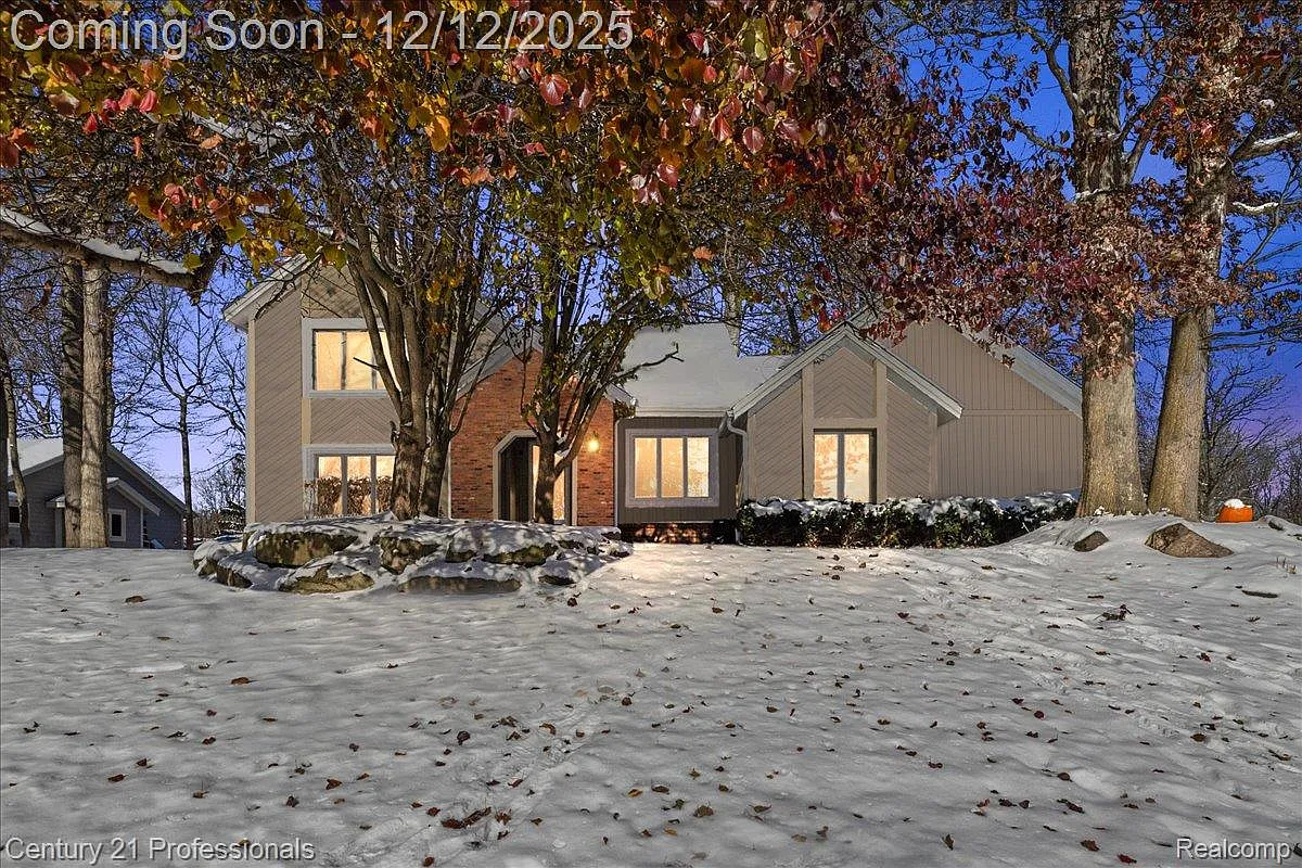 5945 Snow Apple Dr photo 1