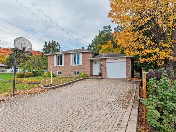 1550 Chapais St, North Bay, ON P1B 6M4