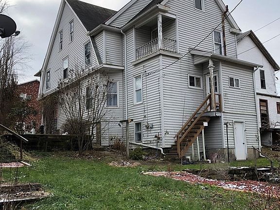 3rd image of 514 W 1st St