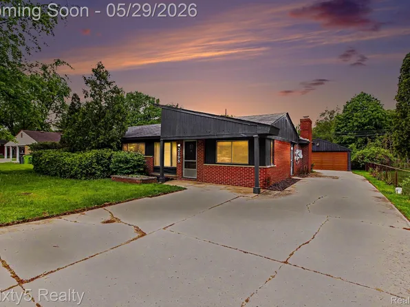 2198 Saint Joseph St, West Bloomfield, MI 48324
