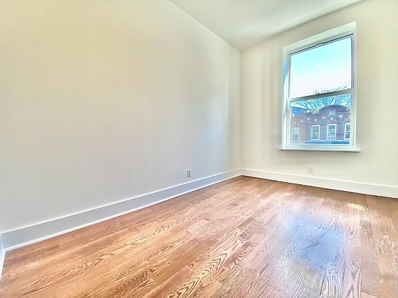 4th image of 666 Franklin Ave APT 2R