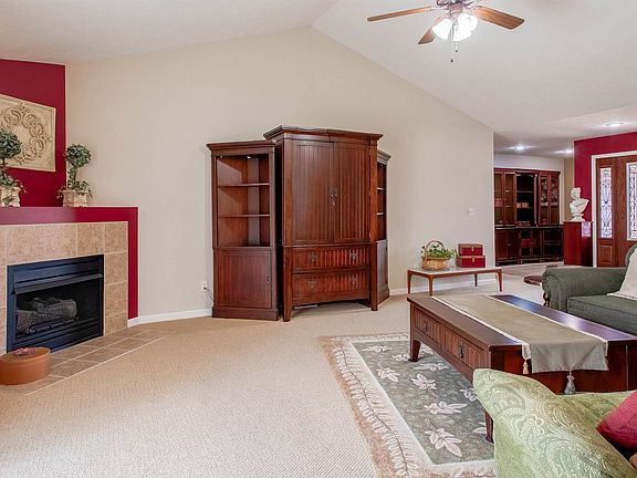 4th image of 9218 Arbor Grove Ct