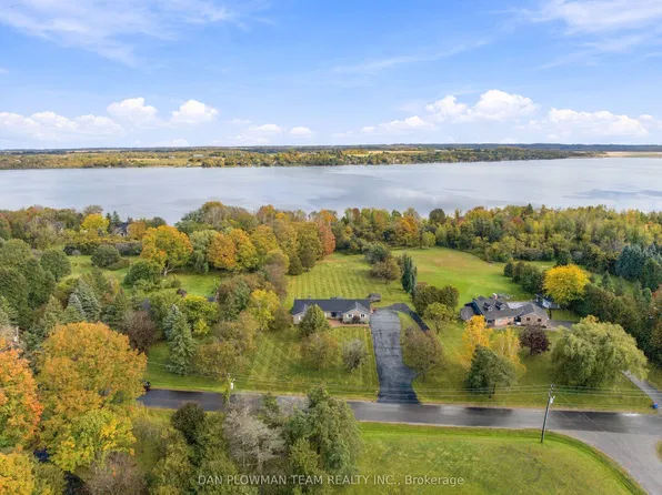 30 Castle Harbour Dr, Scugog, ON L9L 1P5