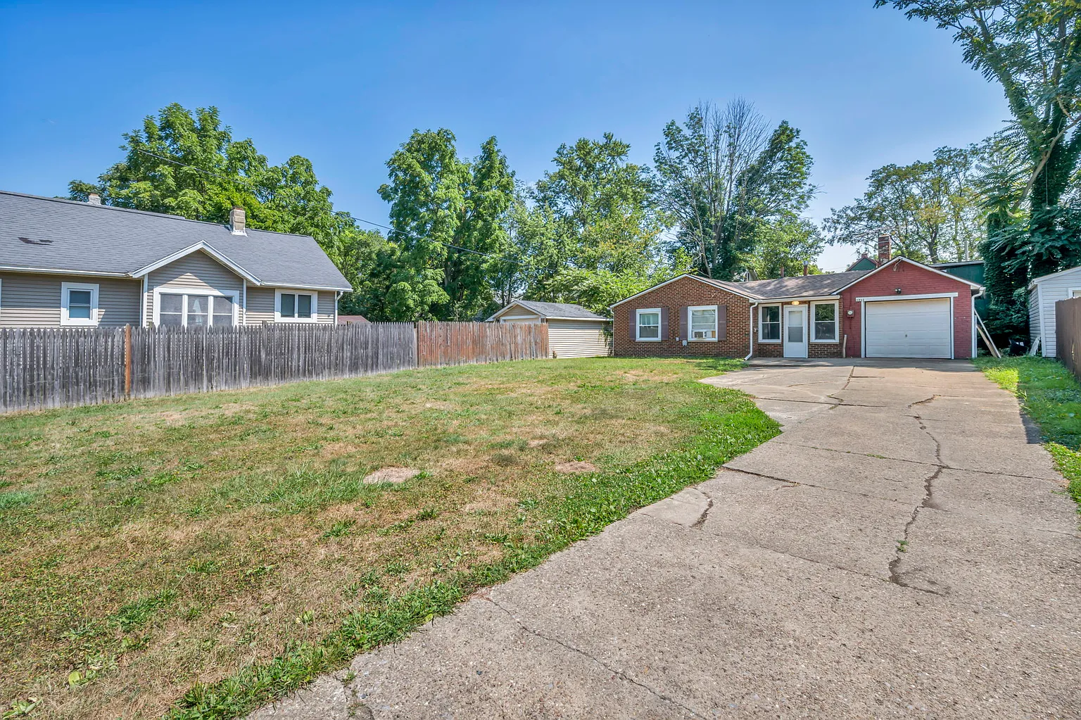 1211 Wilbur Ave photo 1