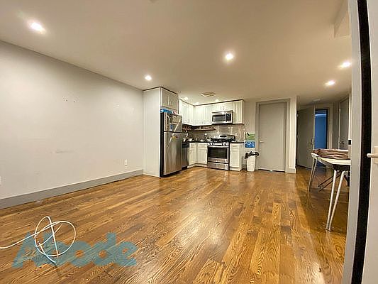 1st image of 1258 Jefferson Ave #2