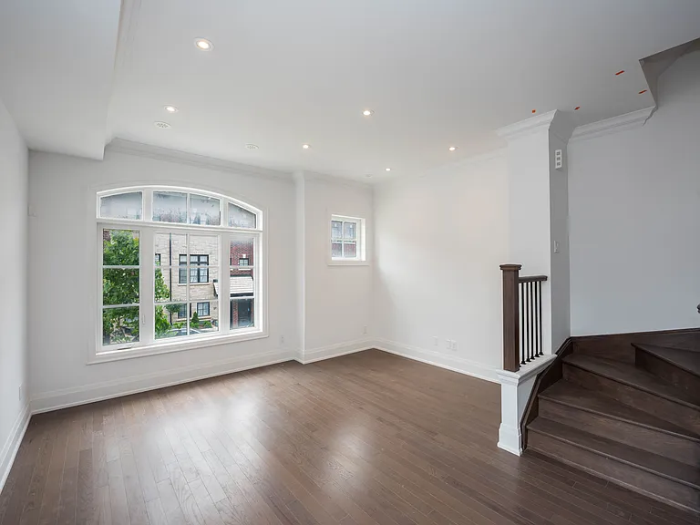 80 Thomas St #M-74 — Photo 9