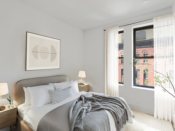 3rd image of 156 2nd Ave APT 5D
