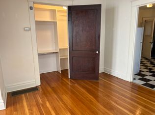 7361 Zephyr Pl #1, Saint Louis, MO 63143