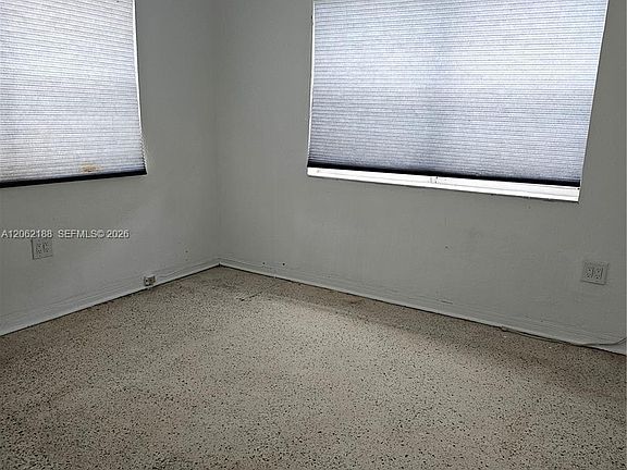 5th image of 648 E 28th St
