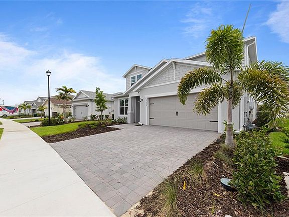 4th image of 15784 Blue Ridge WAY