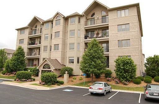Unit Faces Courtyard