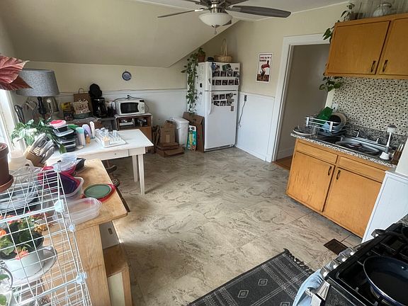 2nd image of 12 Donnybrook Rd #3