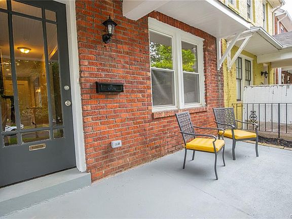 3rd image of 2226 Maplewood Ave