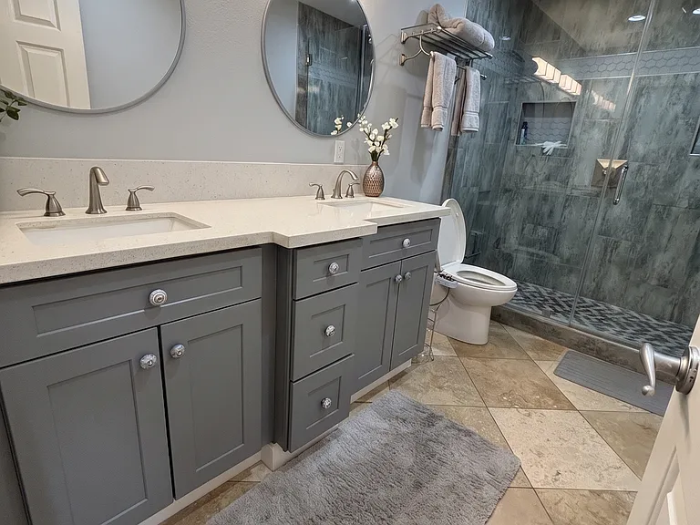 800 Antonio Dr — Photo 16