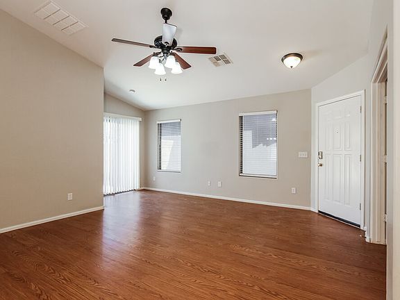 3rd image of 410 E Daniella Dr