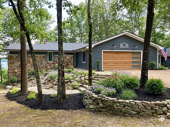2nd image of 215 Pine Hill Rd