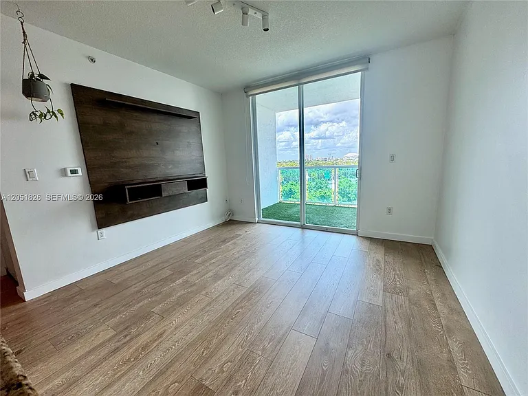 1723 SW 2nd Ave #704 — Photo 8