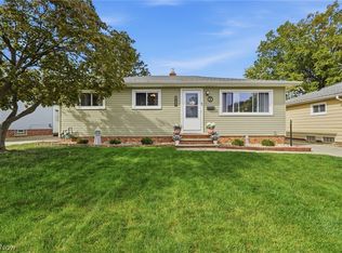 1824 Drenik Dr, Wickliffe, OH 44092