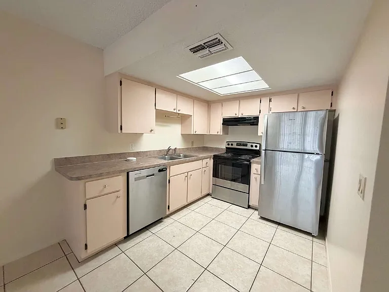 7419 Mead Dr — Photo 14