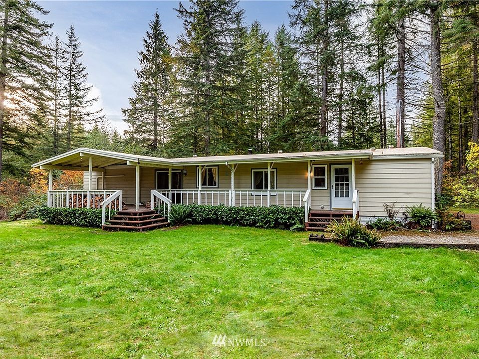 Welcome home to this beautiful secluded property