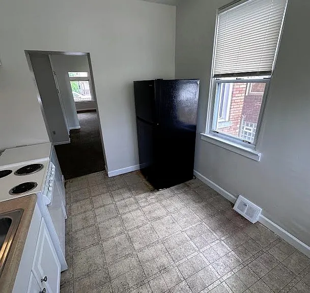 519 Marwood Avenue - 519 — Photo 7