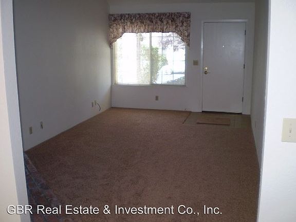 5th image of 8144 Sunrise East Way