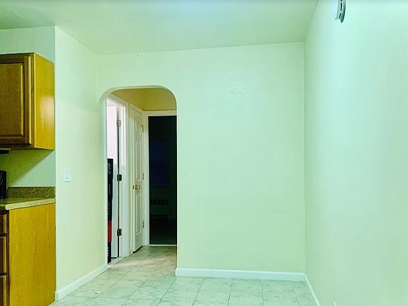 2nd image of 3226 Rawlins Ave #3
