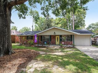 780 Fontainebleau Dr, Baton Rouge, LA 70819