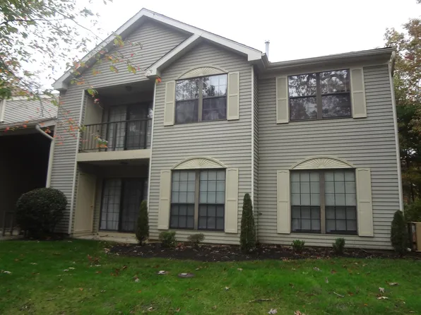 21 Sussex Pl #307, Galloway, NJ 08205