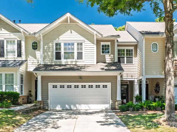 8543 Brookings Dr, Charlotte, NC 28269
