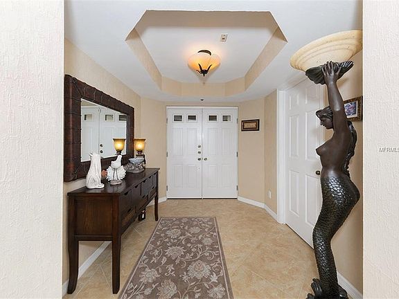 3rd image of 550 Flamingo Dr #205