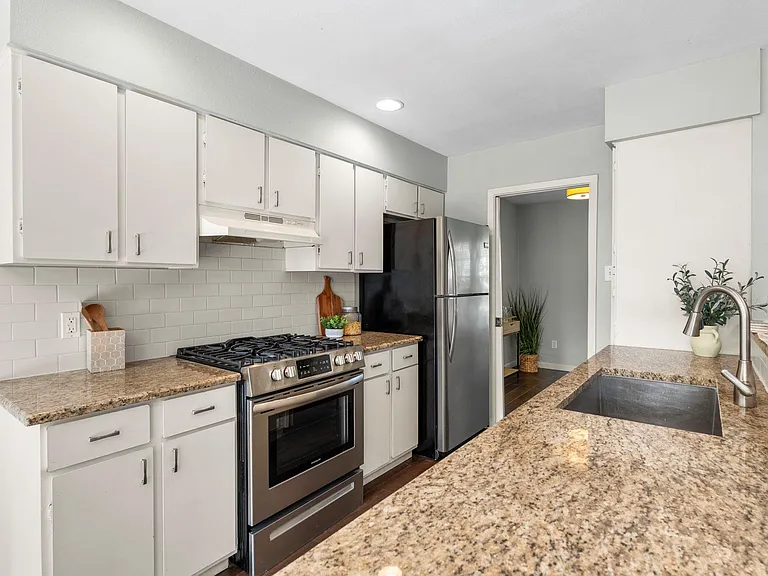 12314 Double Tree Ln — Photo 14