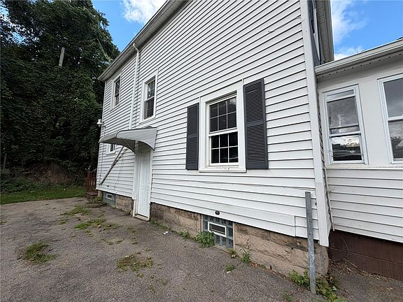 5th image of 19 Leo St