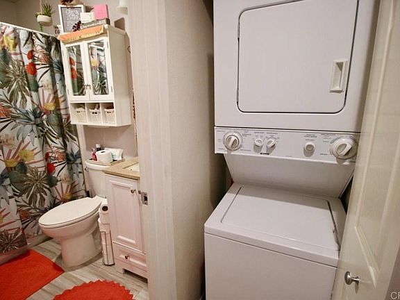 2nd image of 4657 Iowa St APT 1