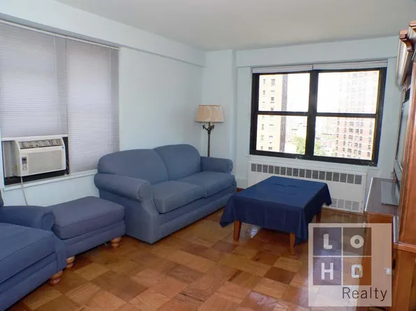 266 East Broadway image 1 of 4