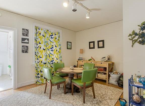 5th image of 3337 W Grace St APT 4