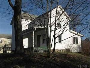 4th image of 311 Pine St