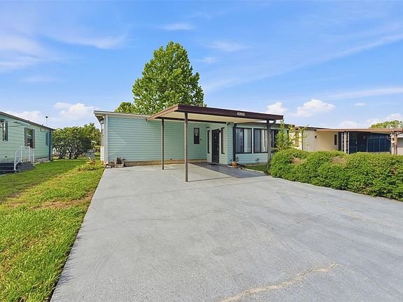 3rd image of 34334 Countryside Dr