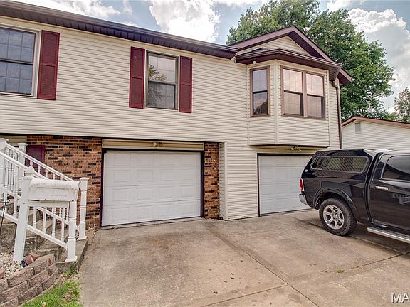4th image of 1024 W Hickory St