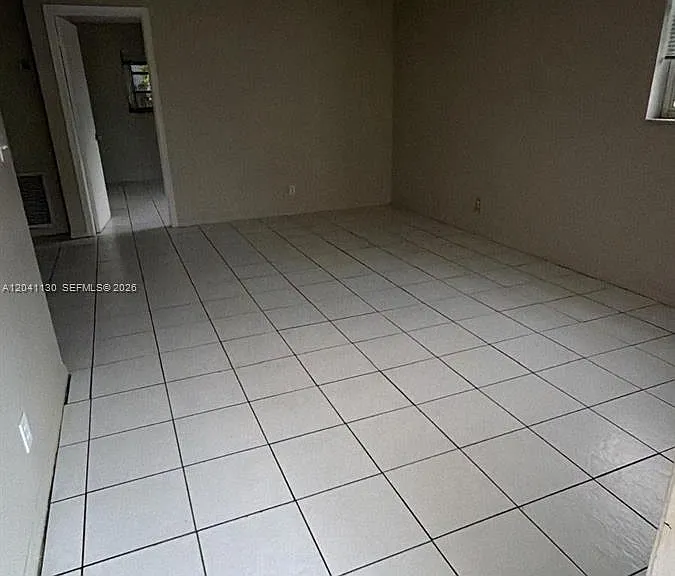 314 S J St #4 — Photo 4