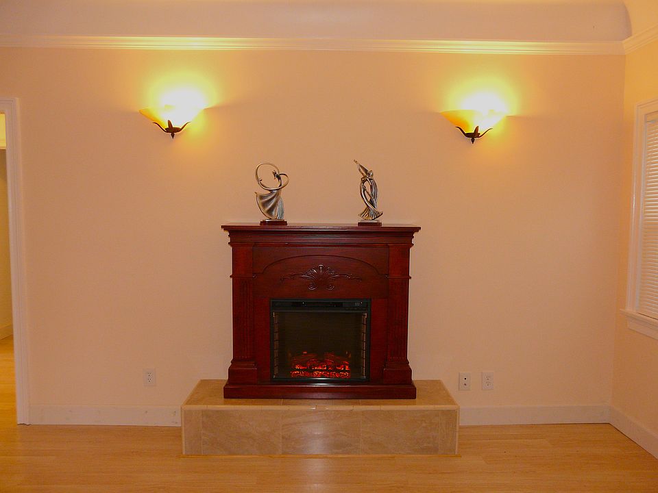 1st image of 1407 Plumas St