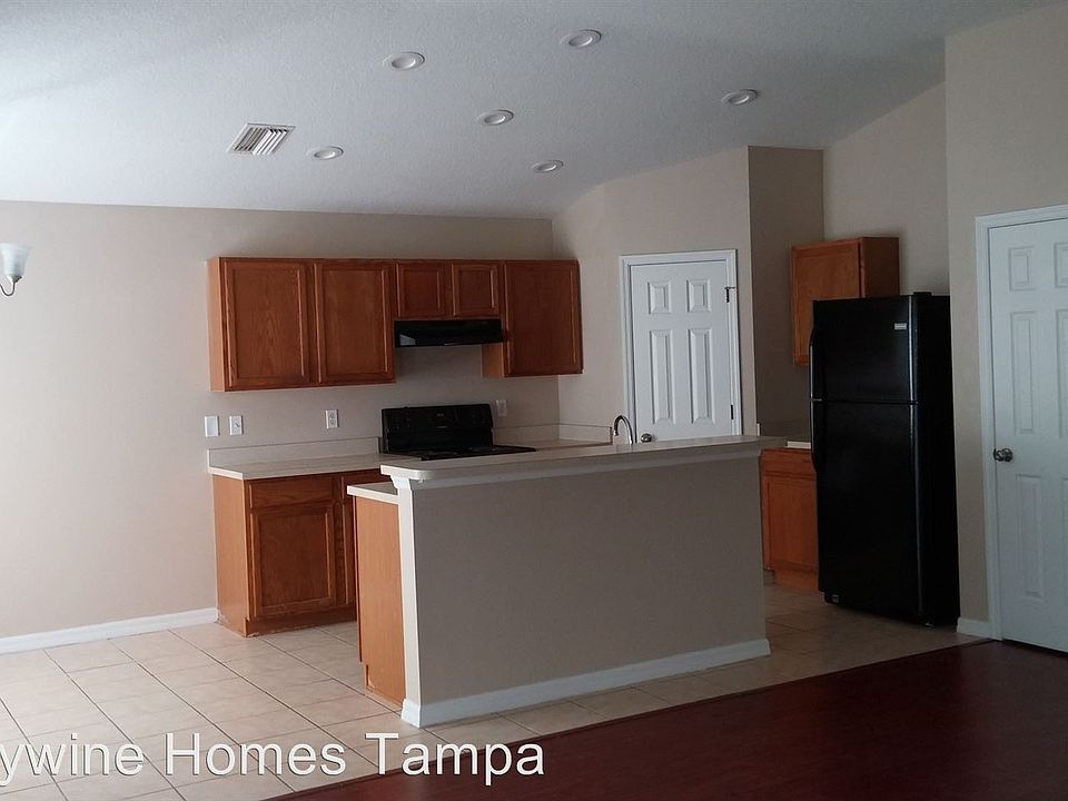 2nd image of 9514 Cypress Harbor Dr