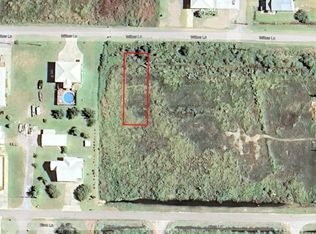 8 Willow Ln, Grand Isle, LA 70358