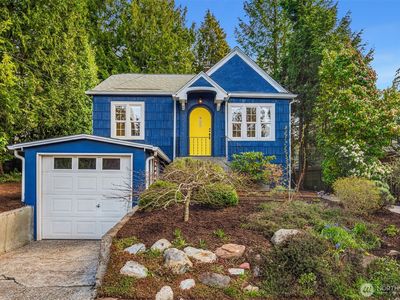8806 12th Avenue NE, Seattle, WA, 98115