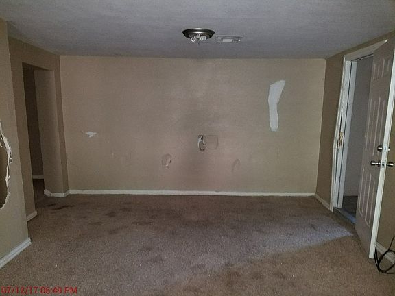 3rd image of 646 NW 63rd St