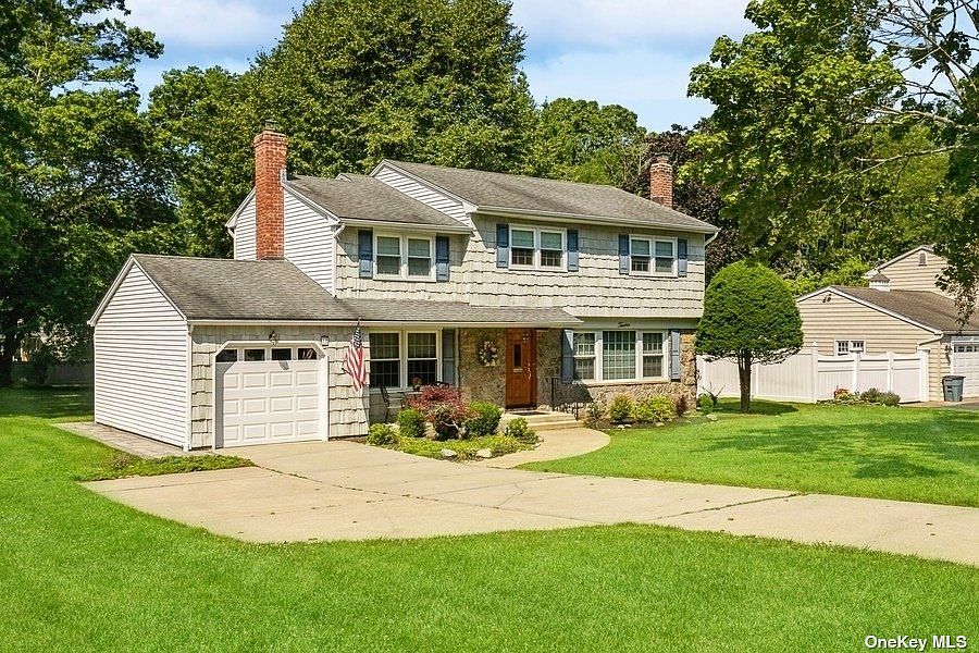 12 Thrush Drive, Smithtown, NY 11787 Zillow